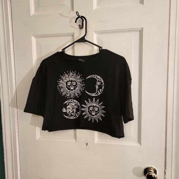 SHEIN Tops - SHEIN Celestial Crop Top (M)